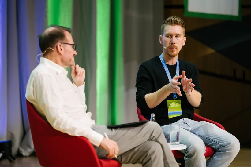 Sebastian Raschka und Alexander C. S. Hendorf im Fireside Chat „Stop Waiting, Start Shipping" auf der PyCon DE & PyData 2026