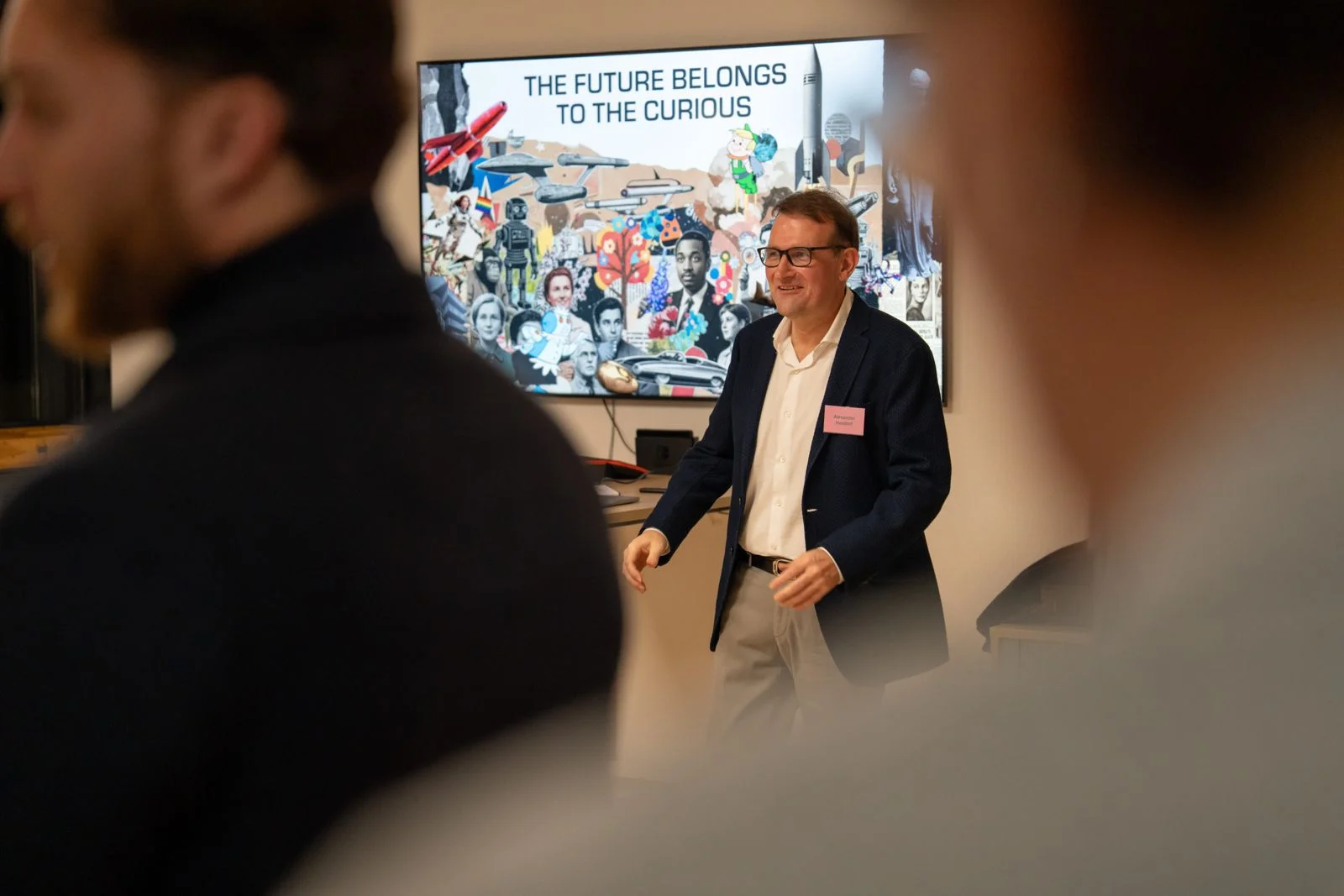 Alexander C.S. Hendorf hält die Keynote The Future Belongs to the Curious bei EWPN / Unzer in Luxemburg
